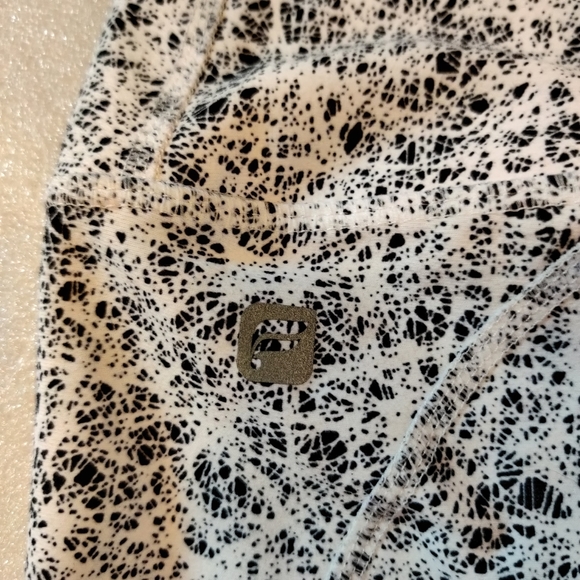 Fabletics High-Waisted Printed Leggings - Picture 7 of 7